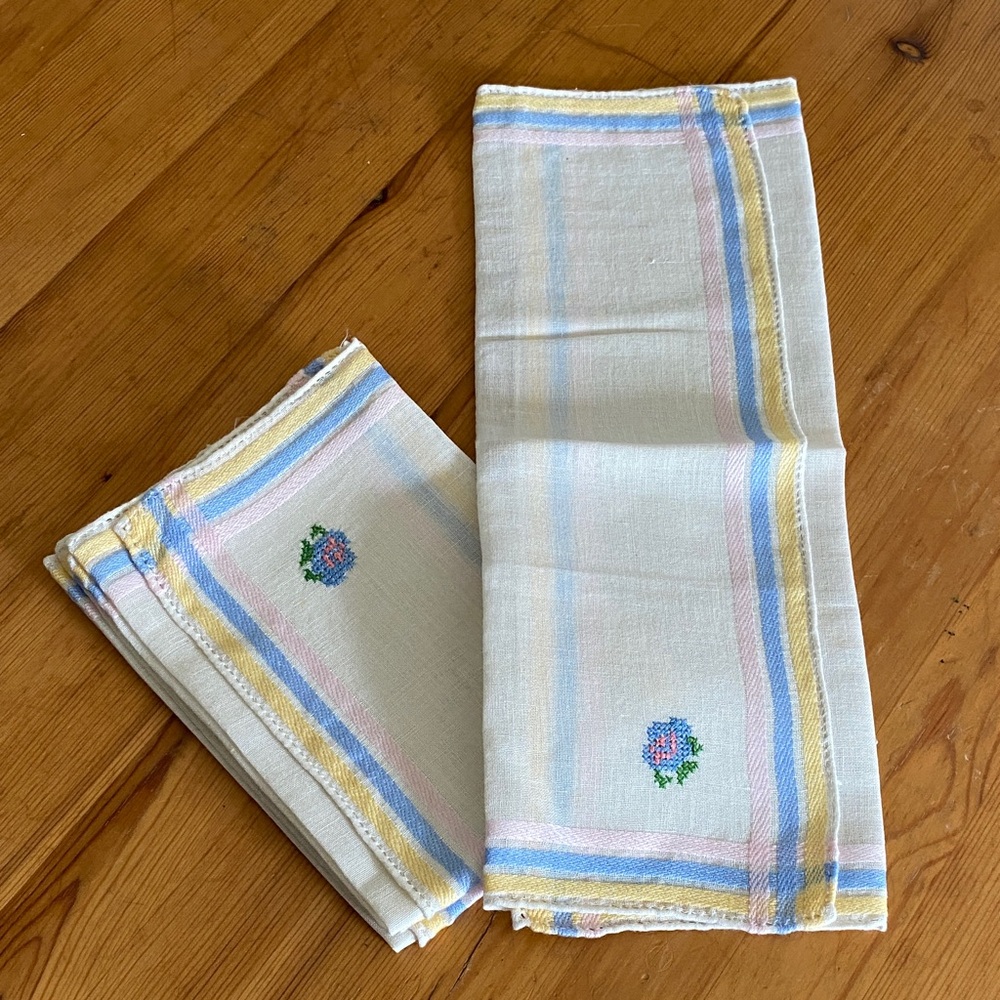 Vintage Embroidered Floral Linen Table Napkin with Pastel Stripes. Set of 4.